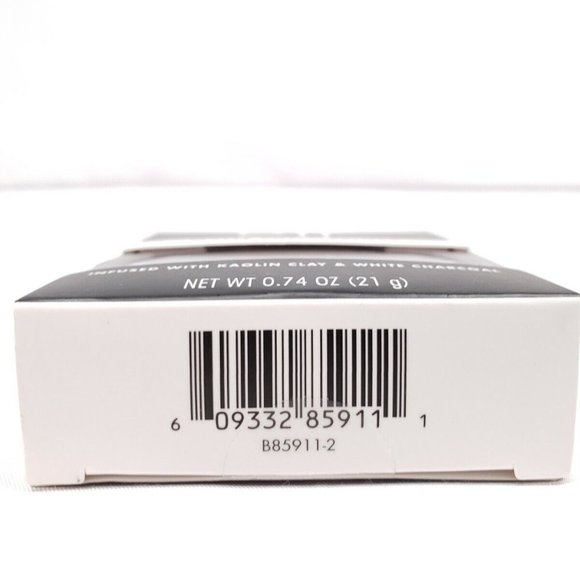 e.l.f. Matte Putty Primer Universal Sheer Infused w/Kaolin Clay & White Charcoal - Picture 4 of 5